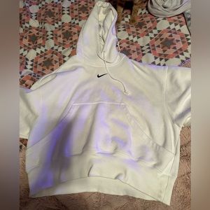 white nike hoddie